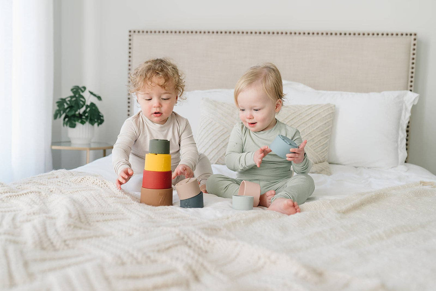 Stacking Silicone Nesting Cups - Retro