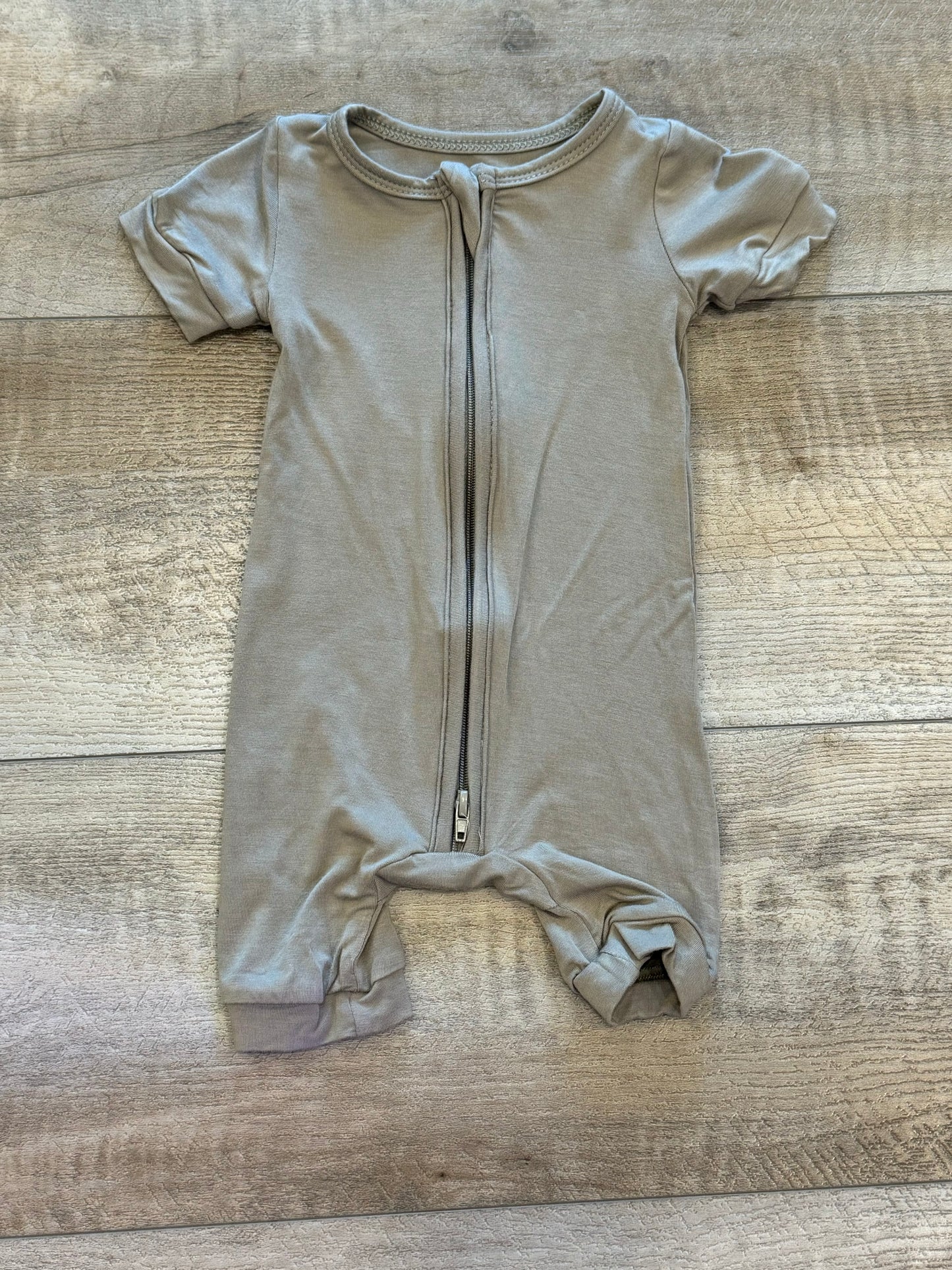 Short Zippy-Taupe