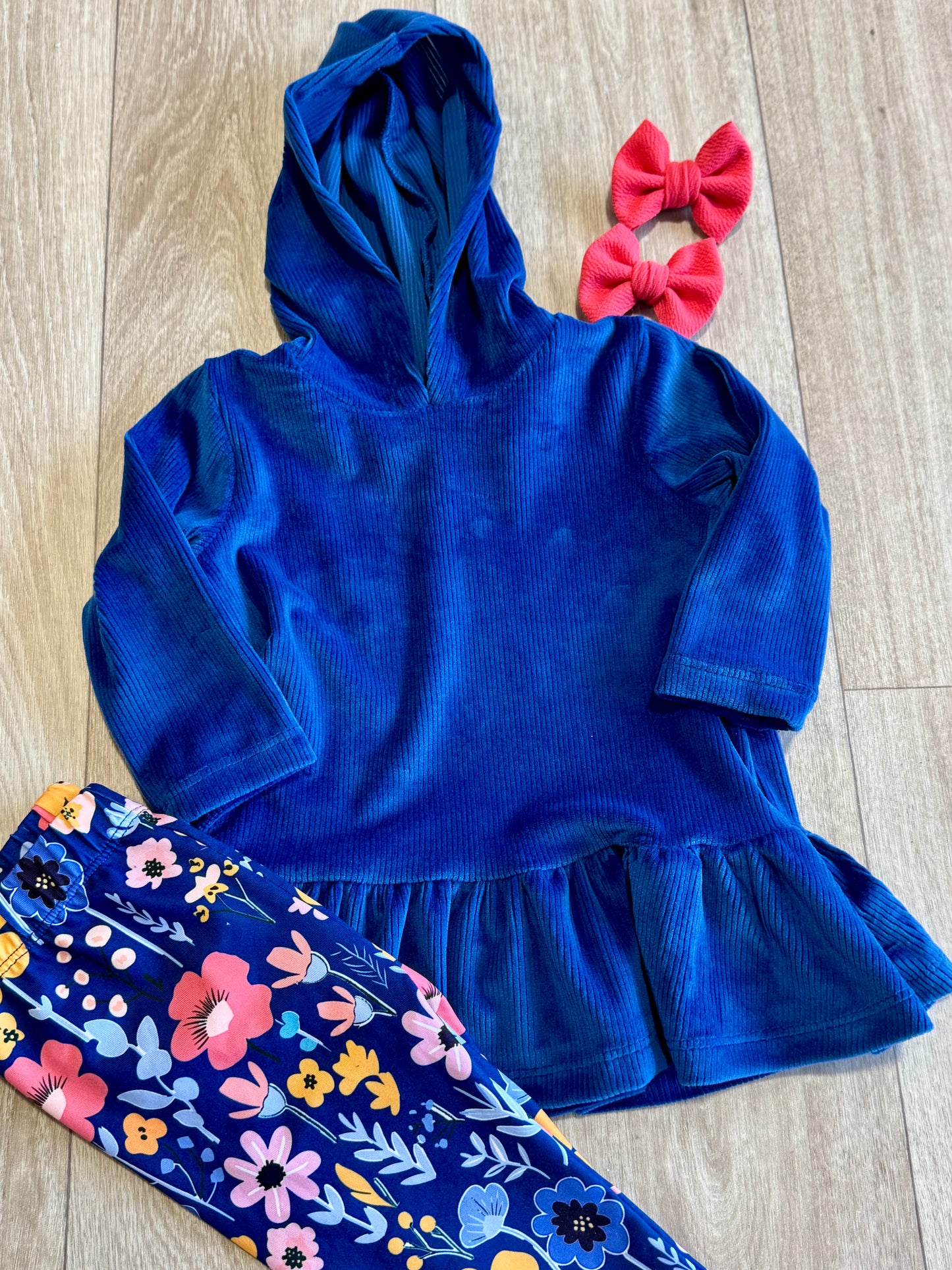 Navy Velour Ruffle-Hem Hooded Tunic & Floral Leggings