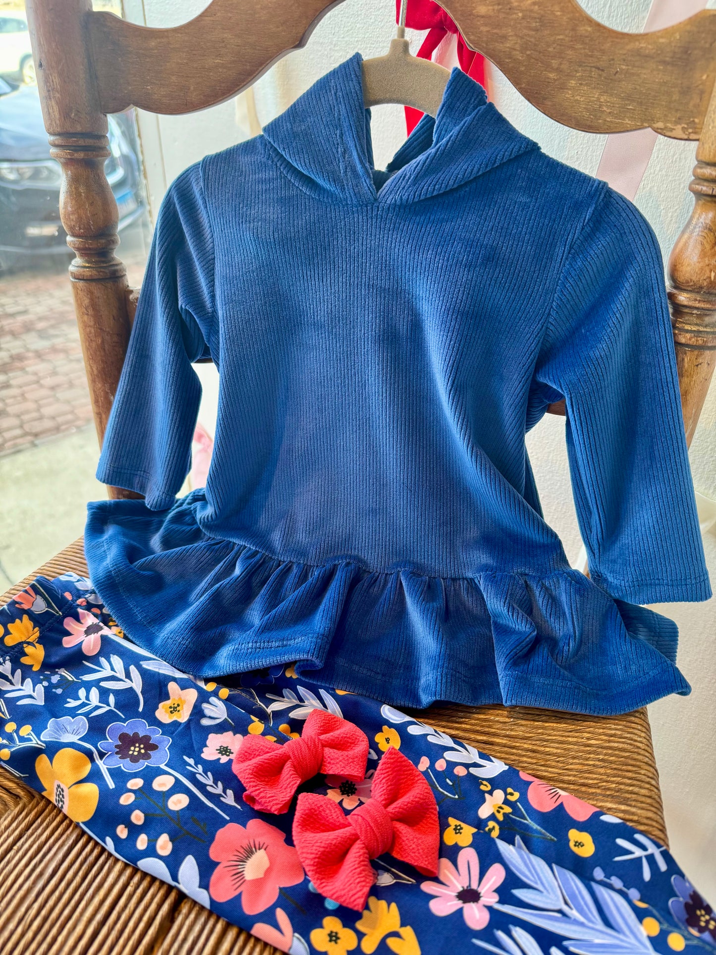 Navy Velour Ruffle-Hem Hooded Tunic & Floral Leggings
