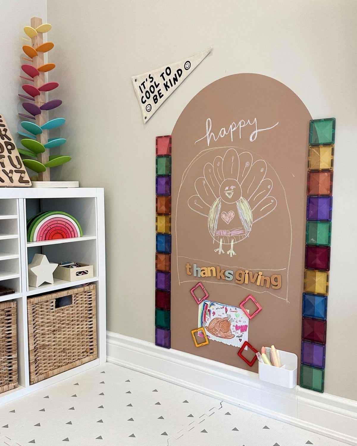 ORIGINAL Arch Magnetic Magic Playwall for Kids