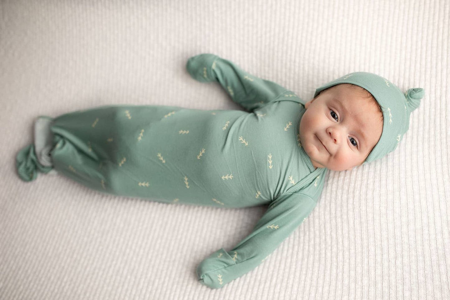 Arrow Print Knotted Baby Gown
