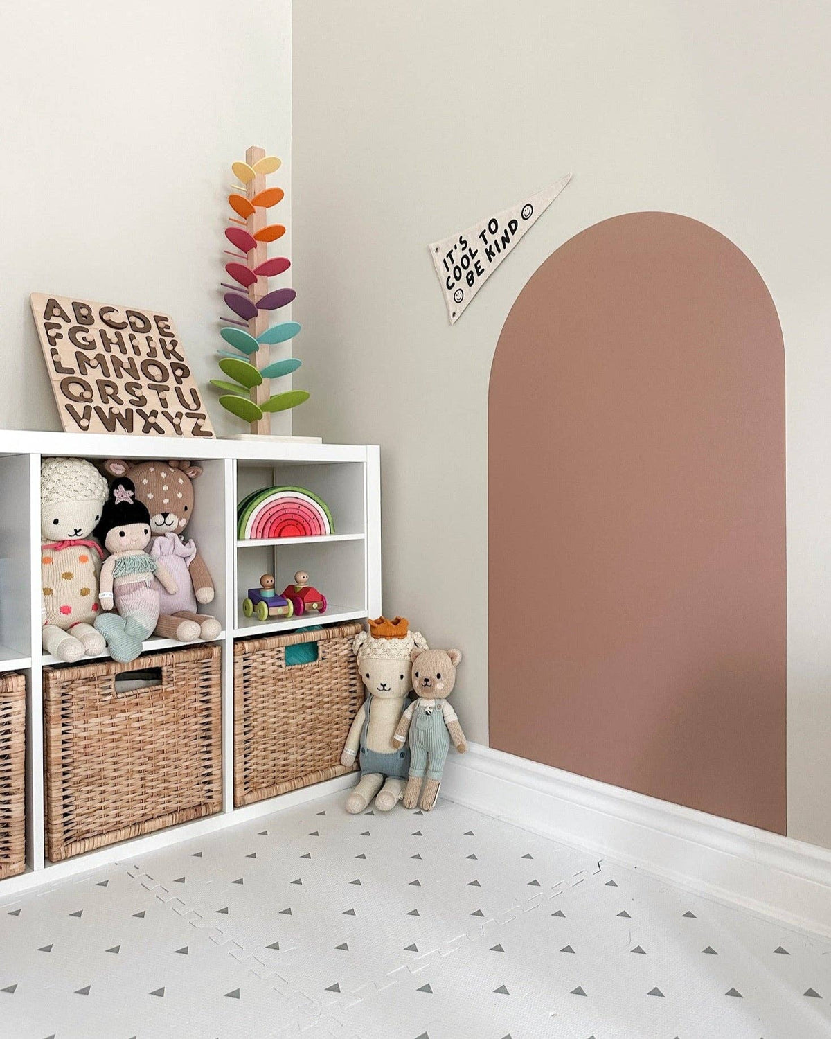 ORIGINAL Arch Magnetic Magic Playwall for Kids