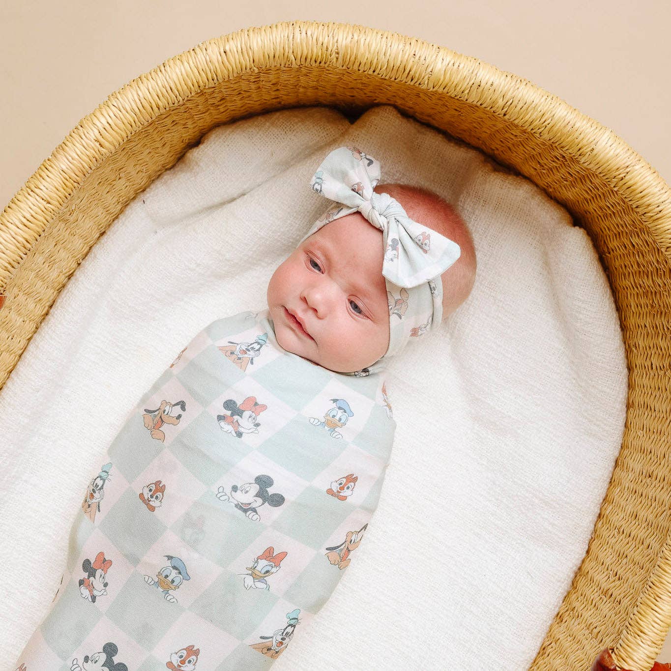 Mickey Mouse & Friends Knit Swaddle Blanket