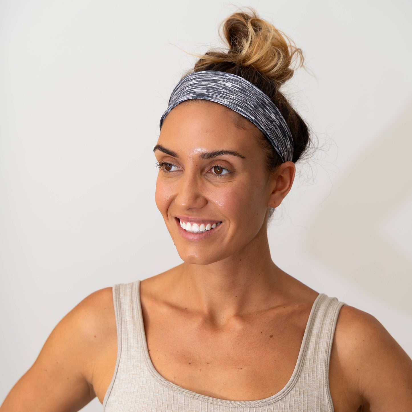 Adjustable No Slip Mesh Sport Headband