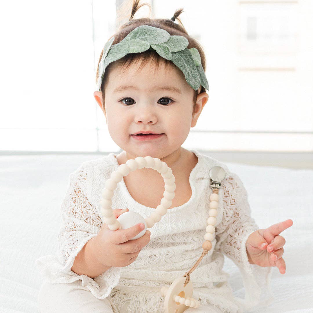 Cutie Teether Rattle - Grey Clear