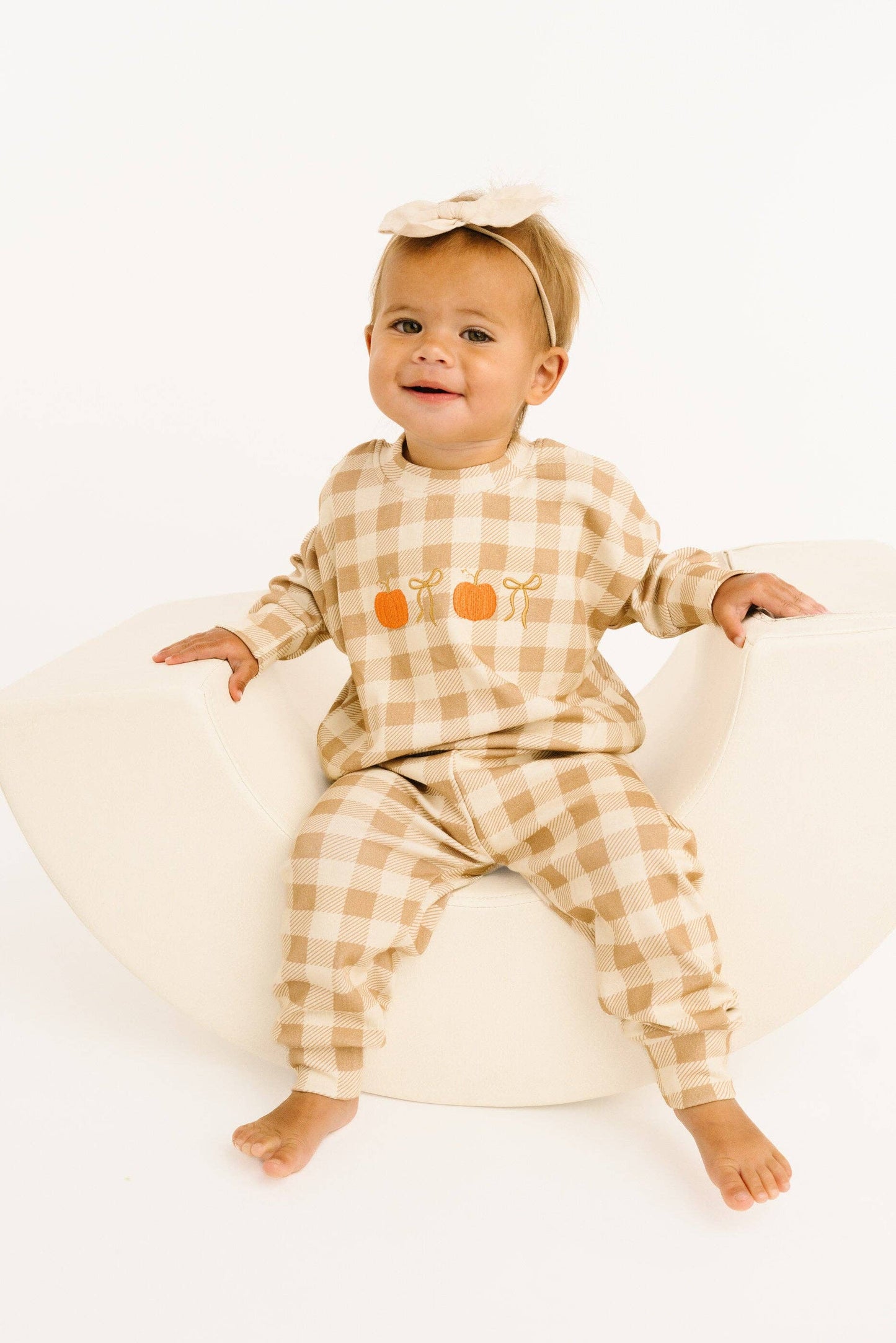 Neutral Gingham Embroidered Pumpkins & Bows Set