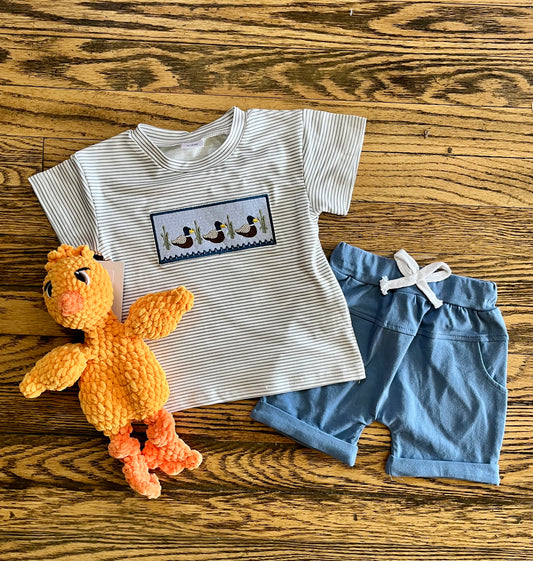 Striped Embroidered Duck Shorts Set