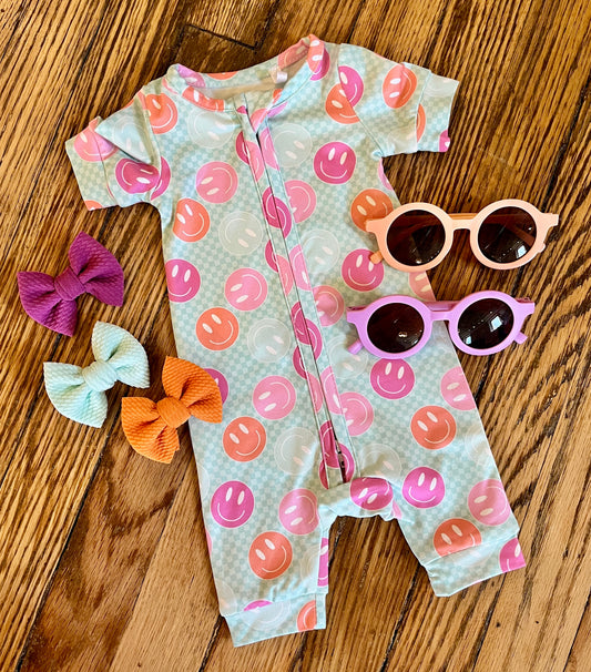 Smiley Daze Short Zippy