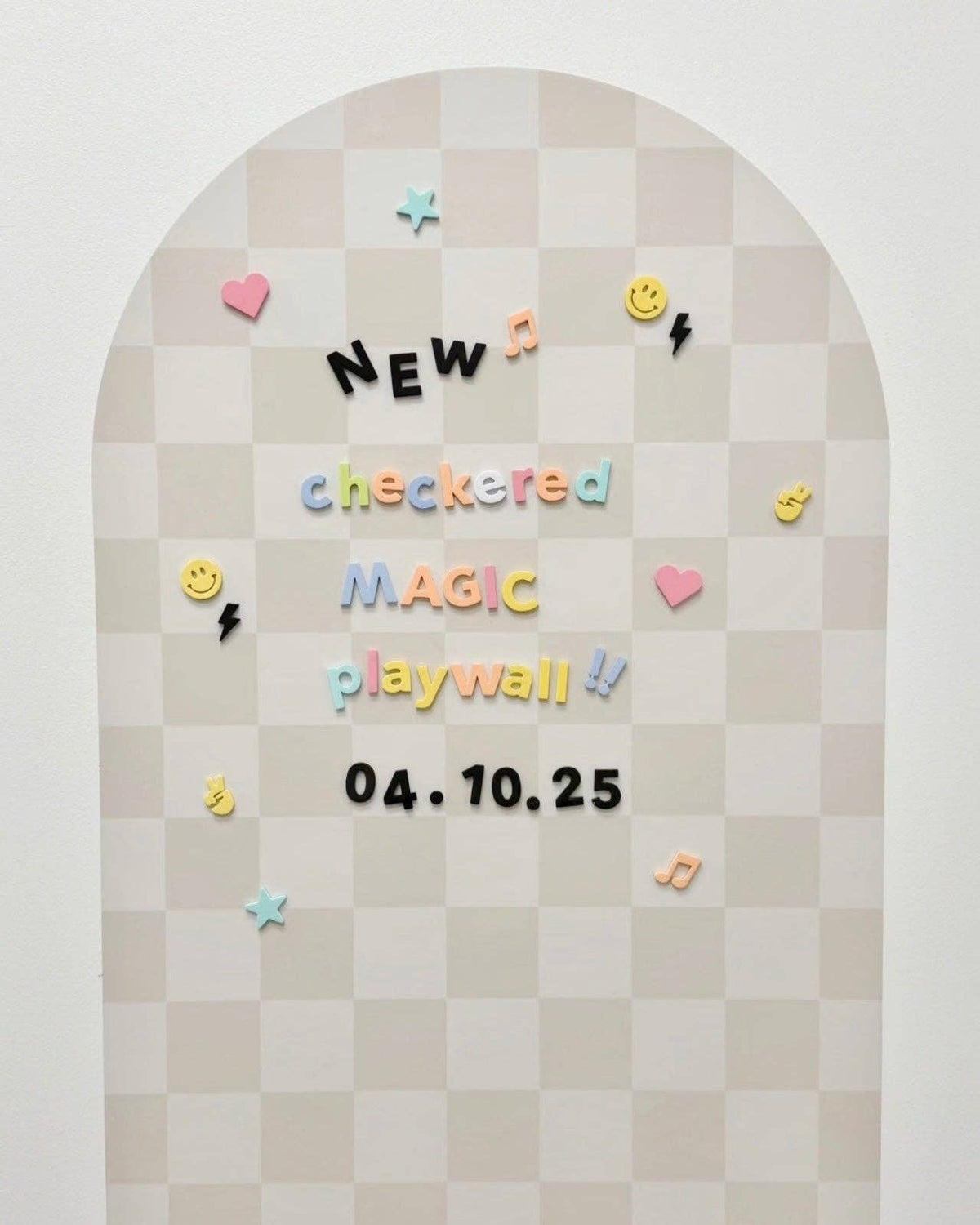 MEGA Arch Magnetic Magic Play Wall for Kids
