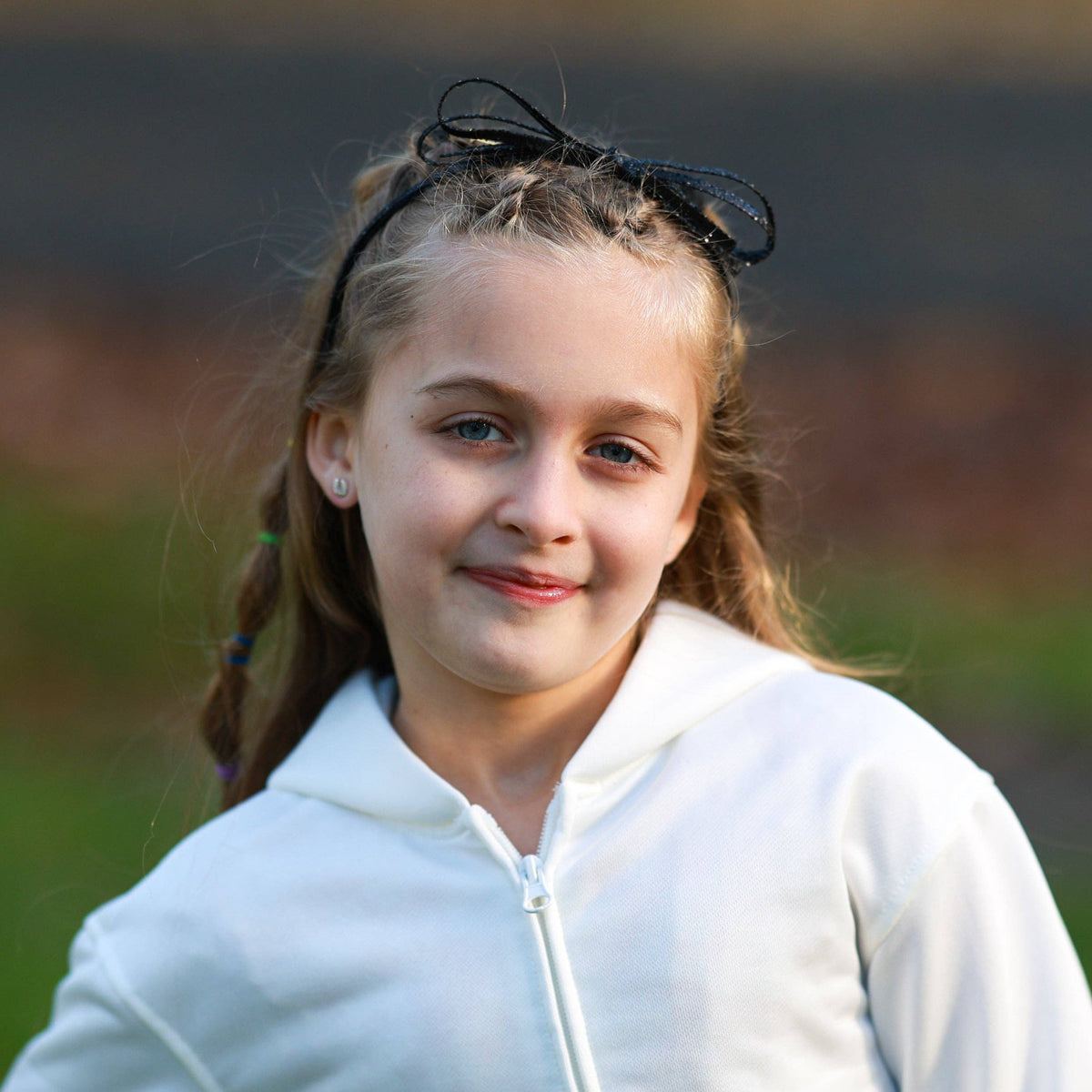 Thin Metallic Bow Headband