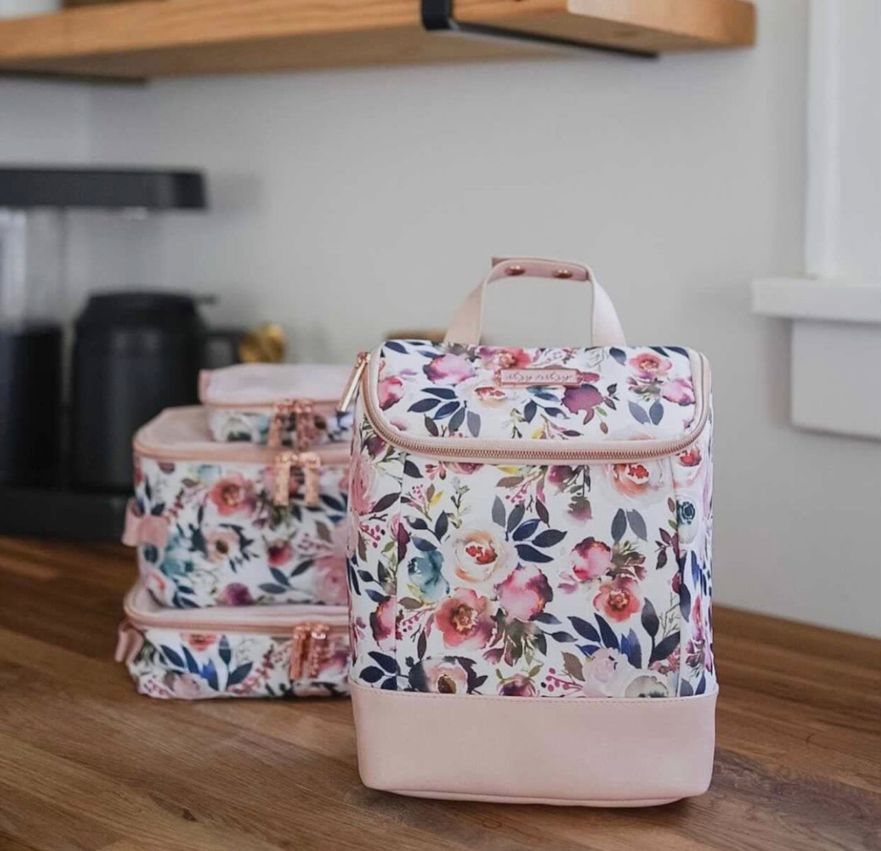 Itzy Ritzy Chill Like A Boss - Blush Floral